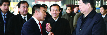 山東省委書記、省人大常委會主任姜異康等領(lǐng)導(dǎo)來景津視察